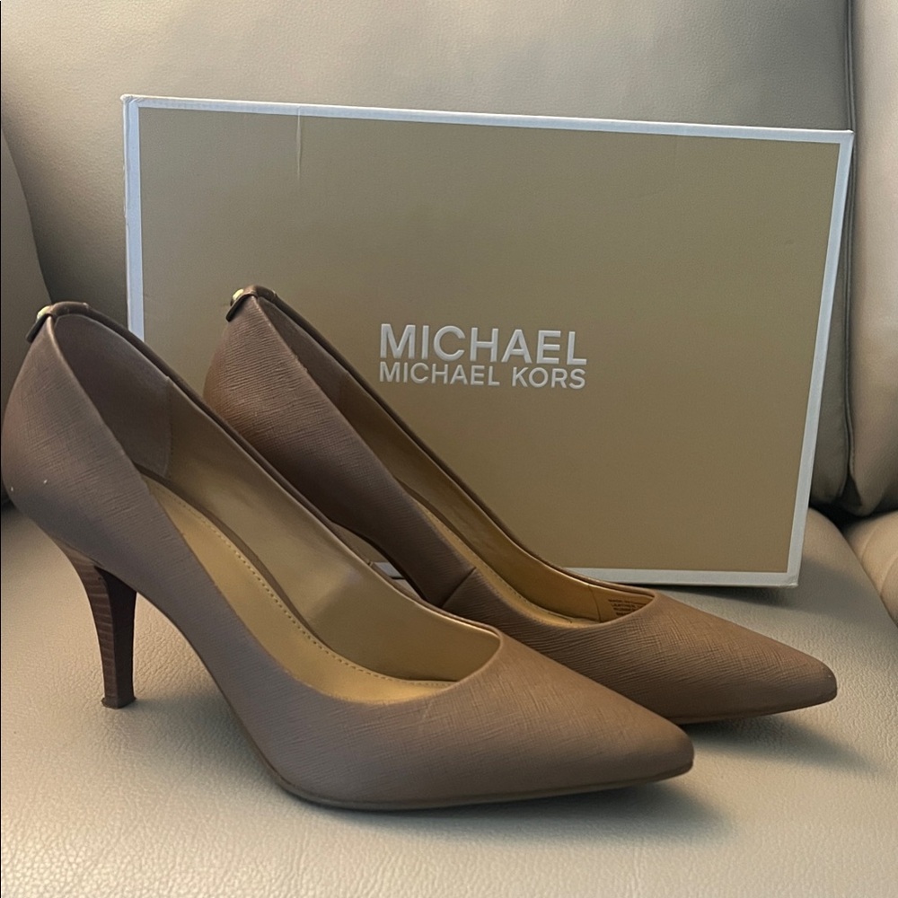 Michael Kors Tan Heels